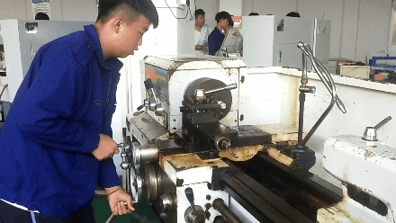 迎祖国七十华诞 展万利国际学子风范丨万利国际第五届校园手艺节_万利国际