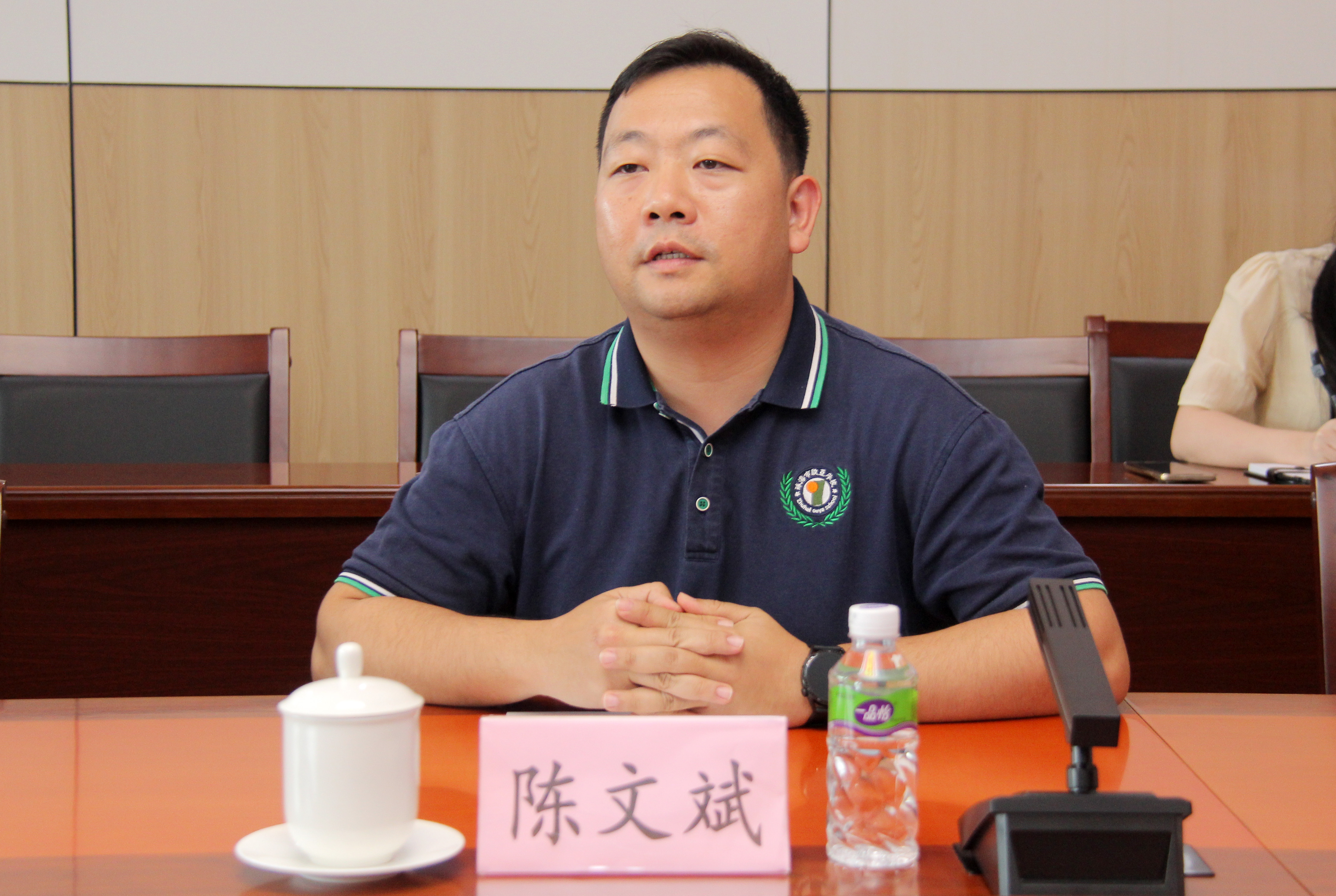 澳门中联办珠海联络部向导莅临我校旅行考察_万利国际