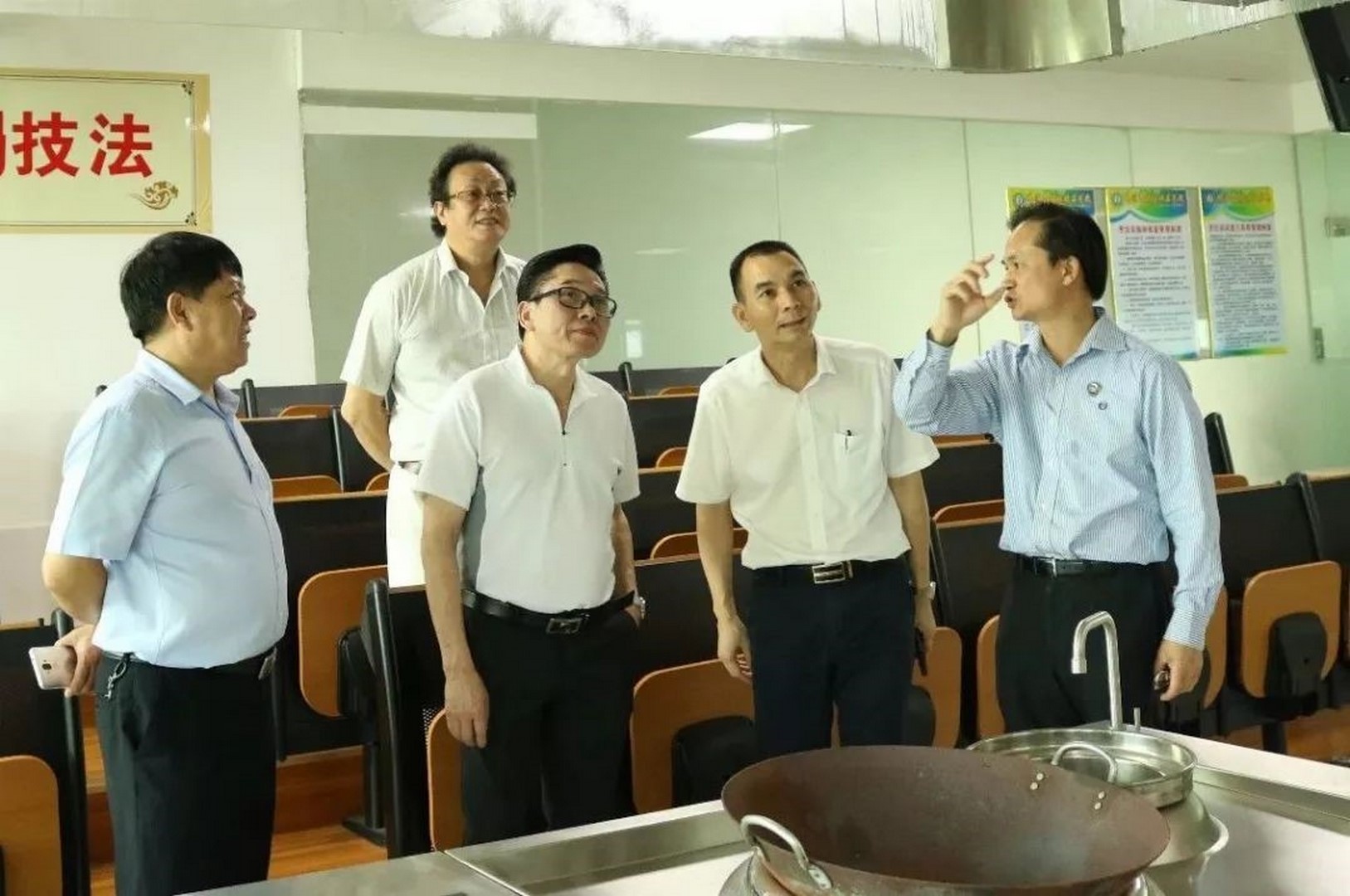 ?推动“粤菜师傅”国际化，，让天下爱上中国味道丨万利国际与国际美食家协会告竣国际战略相助_万利国际