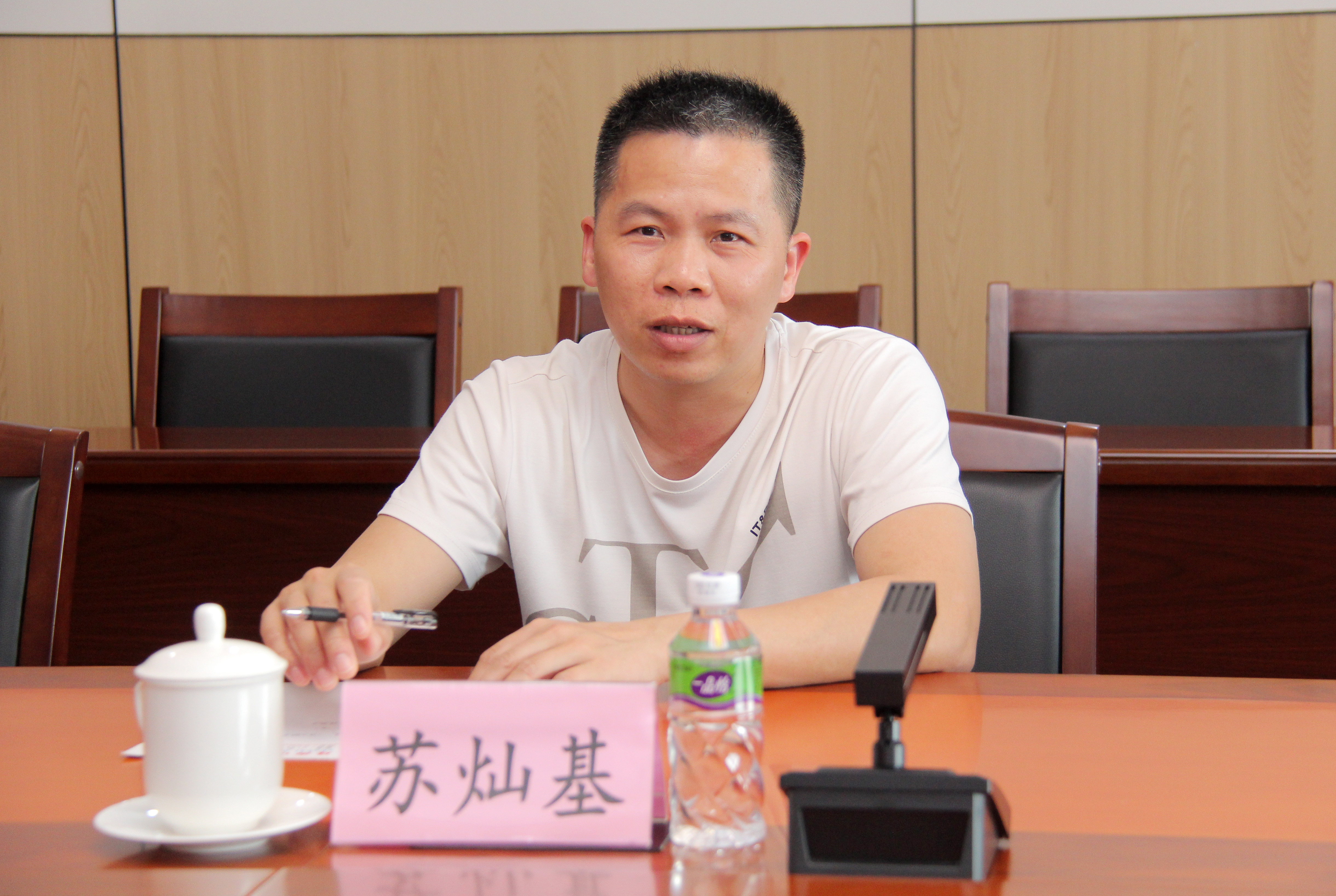 澳门中联办珠海联络部向导莅临我校旅行考察_万利国际