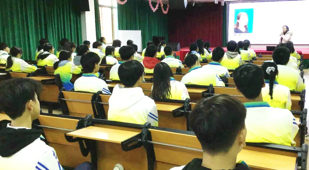 专业介绍丨旅游与旅馆治理（中技、高技）_万利国际